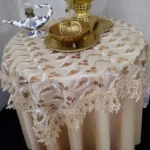 رومیزی خاطره سیم دوزی با حاشیه گیپور جدید مربع سایز 85*85