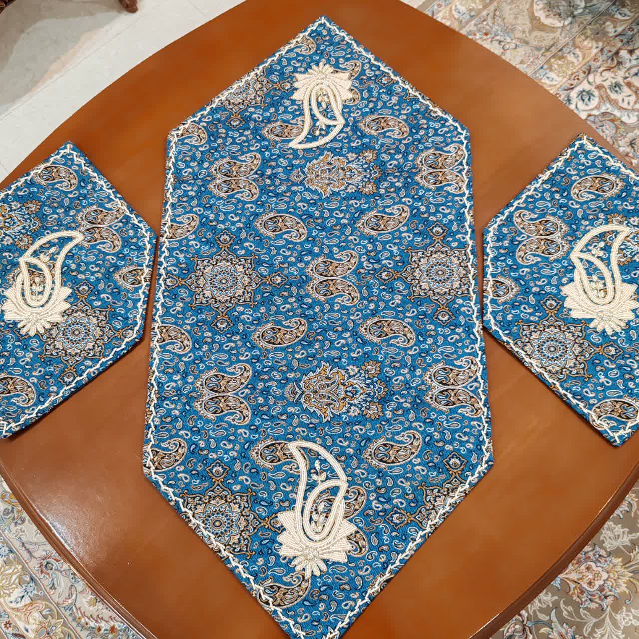 رومیزی مبل ترمه اصل یزد کار دست مروارید و سرمه دوزی سه تیکه