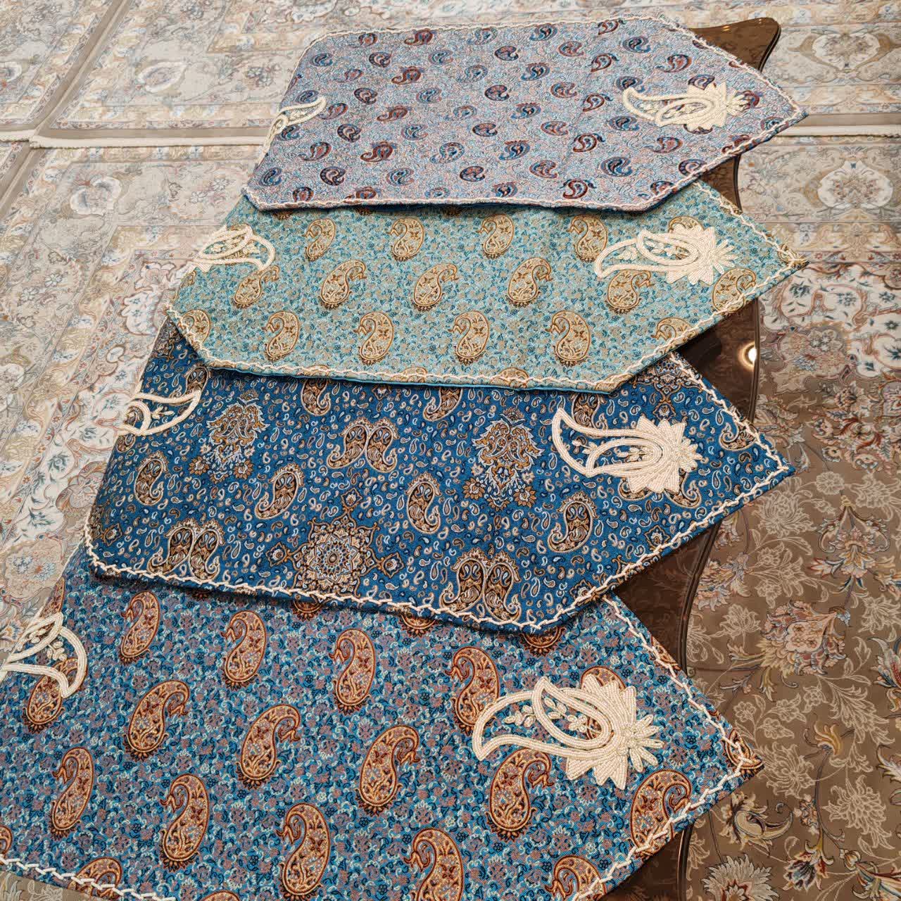 رومیزی مبل ترمه اصل یزد کار دست مروارید و سرمه دوزی سه تیکه