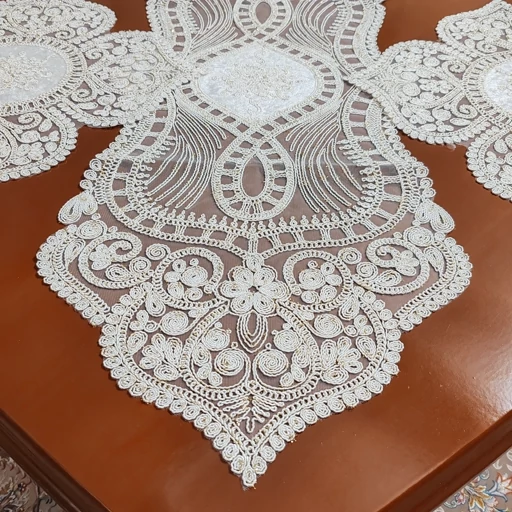 رومیزی مخمل دانتل بیضی مربع جدید طرح گوشواره