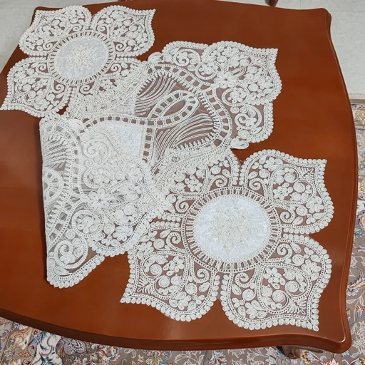 رومیزی مخمل دانتل بیضی مربع جدید طرح گوشواره