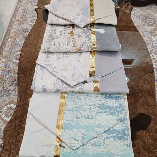 رومیزی مخمل پتینه ترکیبی 4 تکه با چرم طلایی