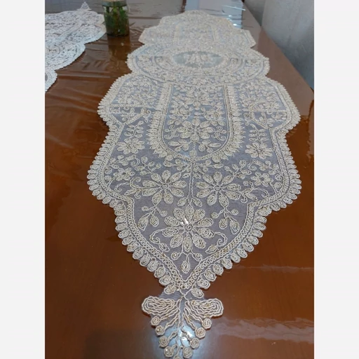 رانر جلو مبلی و میز غذاخوری چهار نفره مدل ورساچه انر