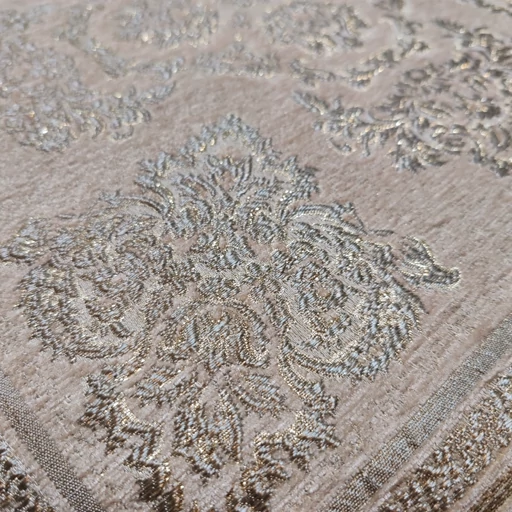 رومیزی مربع مخمل شاین دار ابریشمی طرح پرواز 44 سانتی