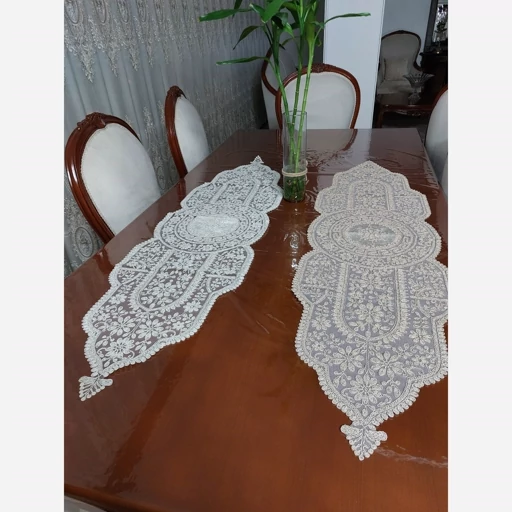 رانر جلو مبلی و میز غذاخوری چهار نفره مدل ورساچه انر