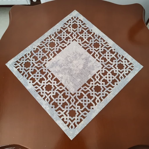 رومیزی مربع پتینه لیزری سه تکه طرح اسلیمی جدید