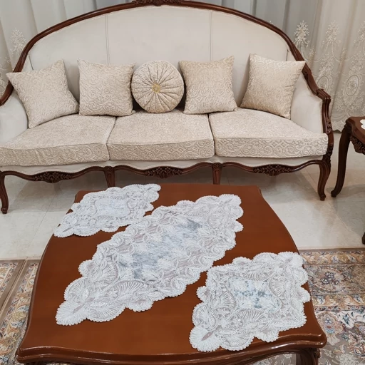 رومیزی مخمل دانتل ملیله دوزی طرح کاج سه تکه