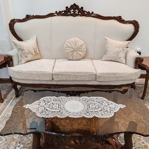 رانر جلو مبلی و میز غذاخوری چهار نفره مدل ورساچه انر