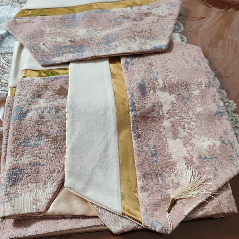رومیزی مخمل پتینه ترکیبی 4 تکه با چرم طلایی