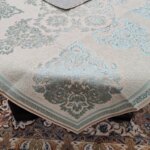 رومیزی مربع مخمل شاین دار جدید مدل پرواز 90 در 90