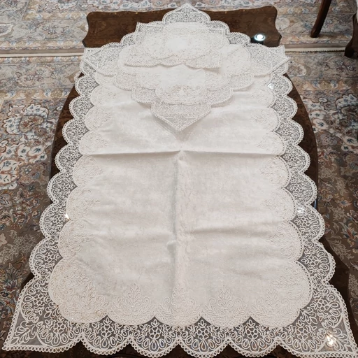 سجاده جانماز مخمل دانتل قیطون دوزی لمه دار طرح نگین