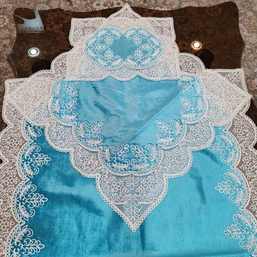 سجاده جانماز مخمل دانتل قیطون دوزی لمه دار طرح نگین