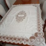 رومیزی غذاخوری 4 نفره مخمل دانتل ترک گندمی