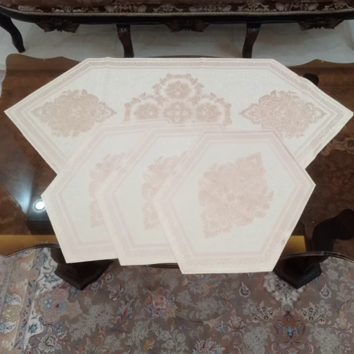 رومیزی چهار تکه مخمل شاین ابریشمی مدل پرواز