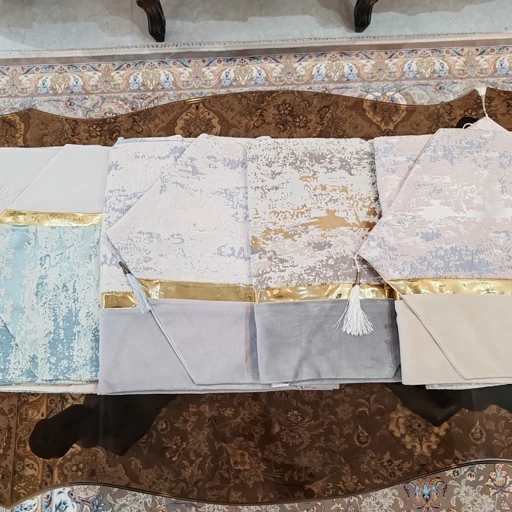 رومیزی مخمل پتینه ترکیبی 4 تکه با چرم طلایی