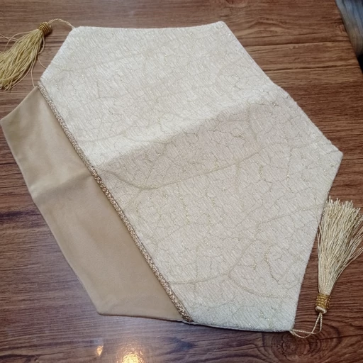 رومیزی مخمل پتینه قیطون سه تکه طرح رعدوبرق