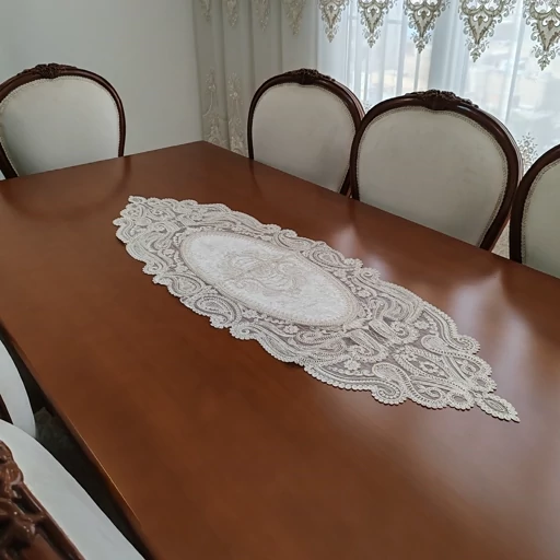 رانر غذاخوری دانتل مخمل 132 سانتی طرح آنتیک جدید