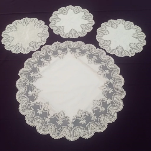 رومیزی گرد مخمل دانتل جدید مدل کاج 4 تکه