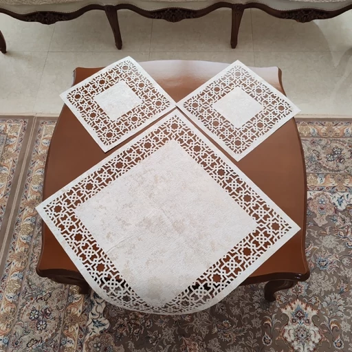 رومیزی مربع پتینه لیزری سه تکه طرح اسلیمی جدید