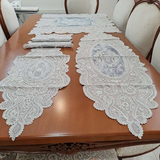 سرویس رومیزی پنج تکه دانتل مخمل طرح آنتیک