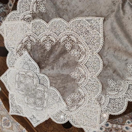 سجاده جانماز مخمل دانتل قیطون دوزی لمه دار طرح نگین