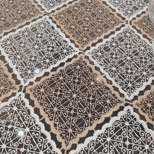 رومیزی گیپوری مربع بزرگ یک متری در سه رنگ