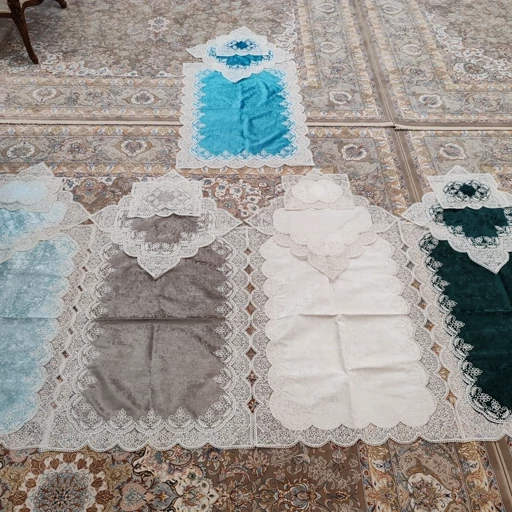 سجاده جانماز مخمل دانتل قیطون دوزی لمه دار طرح نگین