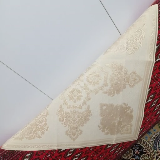 رومیزی مربع مخمل شاین دار جدید مدل پرواز 90 در 90