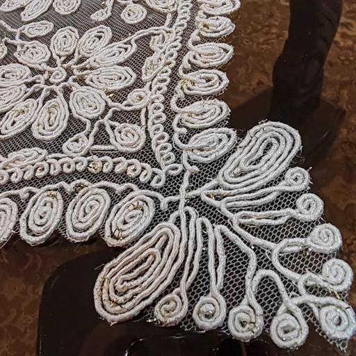 رانر جلو مبلی و میز غذاخوری چهار نفره مدل ورساچه انر