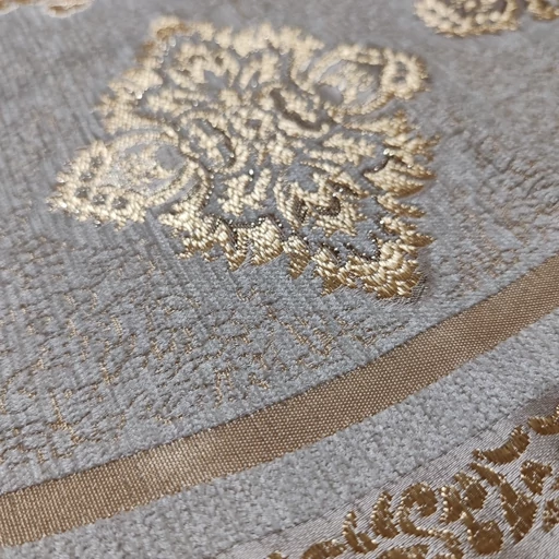 رومیزی گرد مخمل شاین ابریشمی طرح پرواز