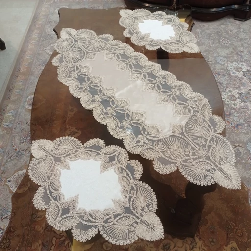 سرویس رومیزی مخمل دانتل ترک طرح گندمی 5 تکه مربع دار