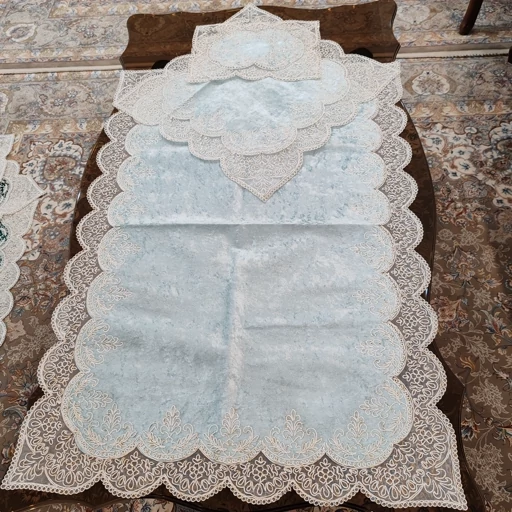 سجاده جانماز مخمل دانتل قیطون دوزی لمه دار طرح نگین