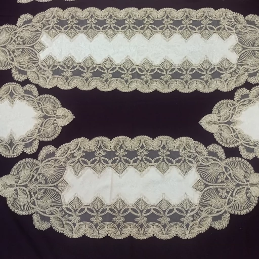 رومیزی چهار تکه مخمل دانتل ترک طرح گندمی