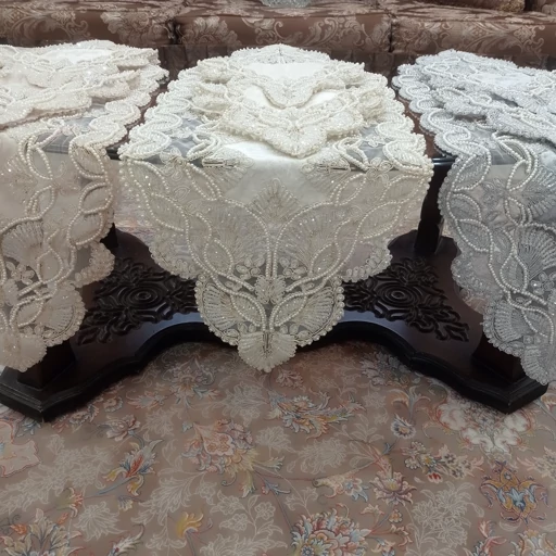 رومیزی کریستال دوزی مخمل دانتل سه تکه ترک طرح گندمی