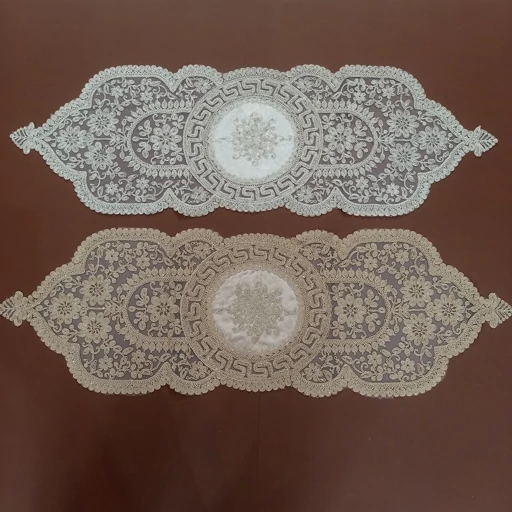 رومیزی بیضی دانتل مخمل سه تکه مدل ورساچه درجه یک