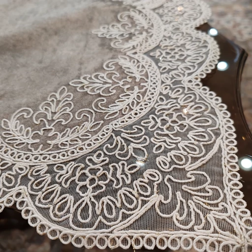 سجاده جانماز مخمل دانتل قیطون دوزی لمه دار طرح نگین