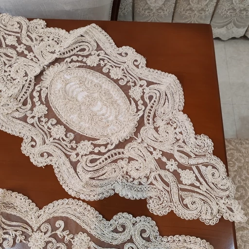 ست رومیزی پنج تکه مخمل دانتل ترک طرح النا