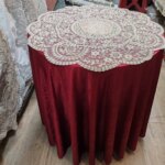 رومیزی گرد تک مخمل دانتل طرح ورساچه