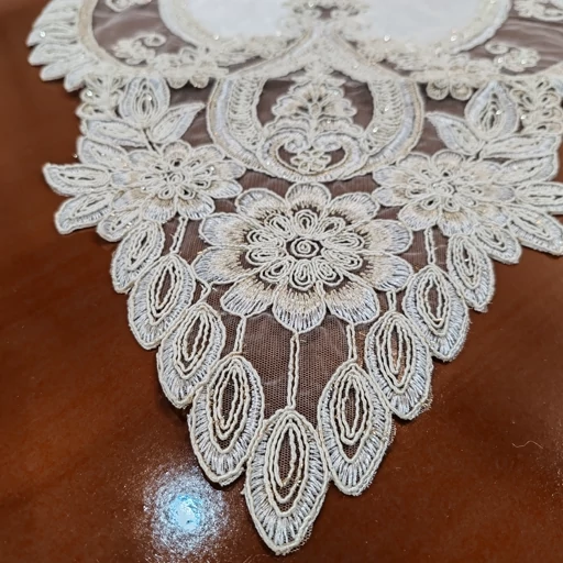 رومیزی بیضی مخمل دانتل سه تکه ترک طرح آیسل