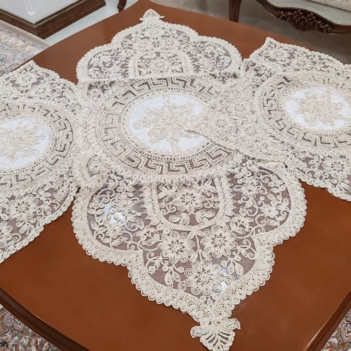 رومیزی دانتل بیضی مربع سه تکه ترک اصل طرح ورساچه