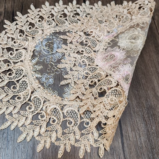 رومیزی عسلی مربع گیپوری سایز 40 سانتی