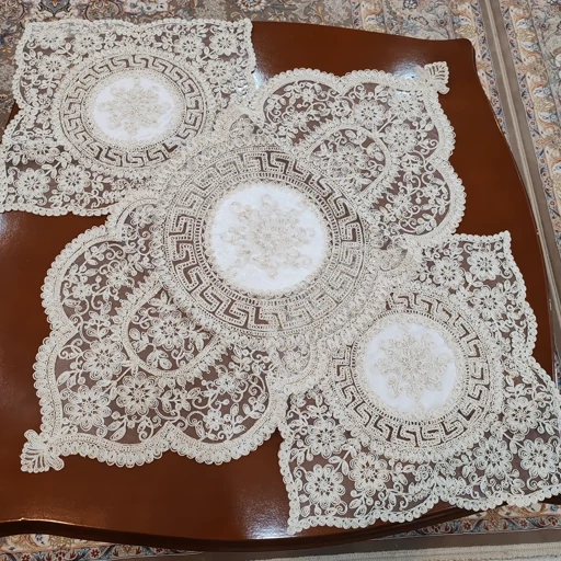 رومیزی دانتل بیضی مربع سه تکه ترک اصل طرح ورساچه