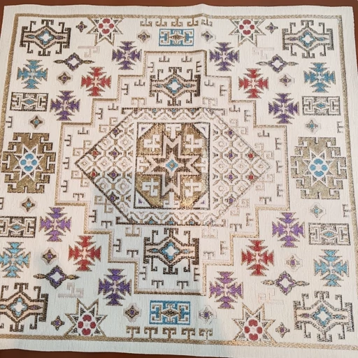 رومیزی مربع مخمل ابریشم شاین دار طرح عشایر 45