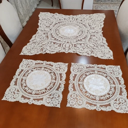 رومیزی مربع دانتل مخمل ترک اصل سه تکه کد11