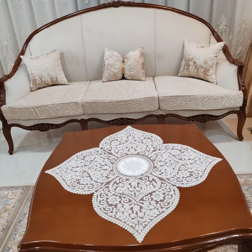 رومیزی مربع دانتل مخمل سه تکه طرح قلب جدید