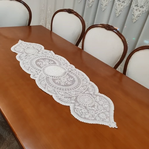 سرویس رومیزی چهار تکه دانتل مخمل طرح کیمیا