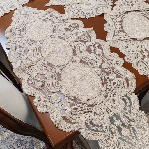 ست رومیزی پنج تکه مخمل دانتل ترک طرح النا