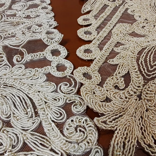 رومیزی مربع دانتل ترک اصل سه تکه طرح الگانت