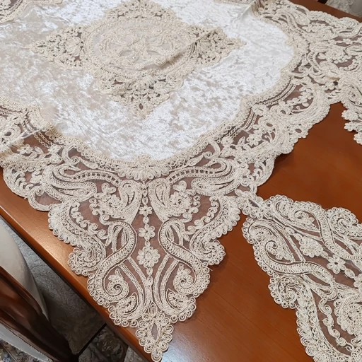 ست رومیزی پنج تکه مخمل دانتل ترک طرح النا