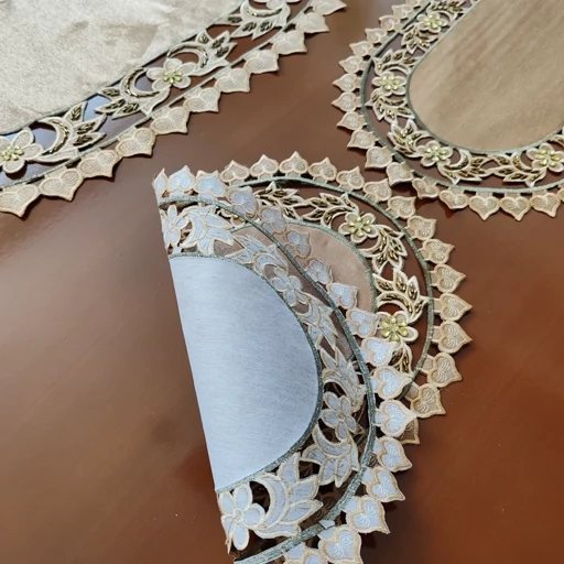 رومیزی بیضی سه تکه ساتن ملیله دوزی مدل قلب